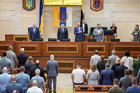 Майно, антикорупційна програма і канабіс