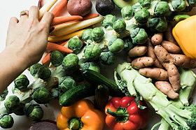 Які сезонні овочі та фрукти потрібно їсти у січні