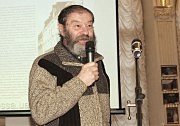 Олег Губарь
