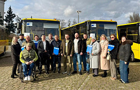 Одещина отримала ще 5 шкільних автобусів